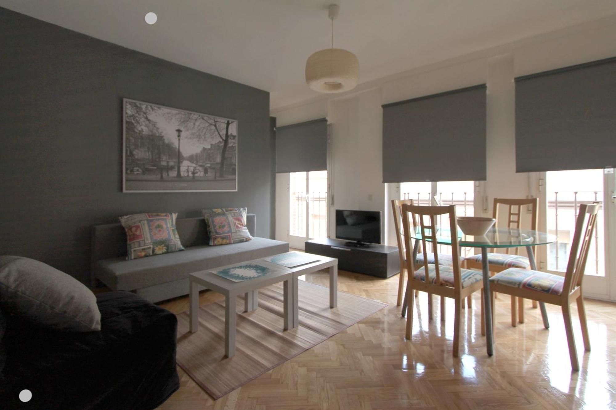 Apartamentos Goyescas Deco Madrid Exterior photo